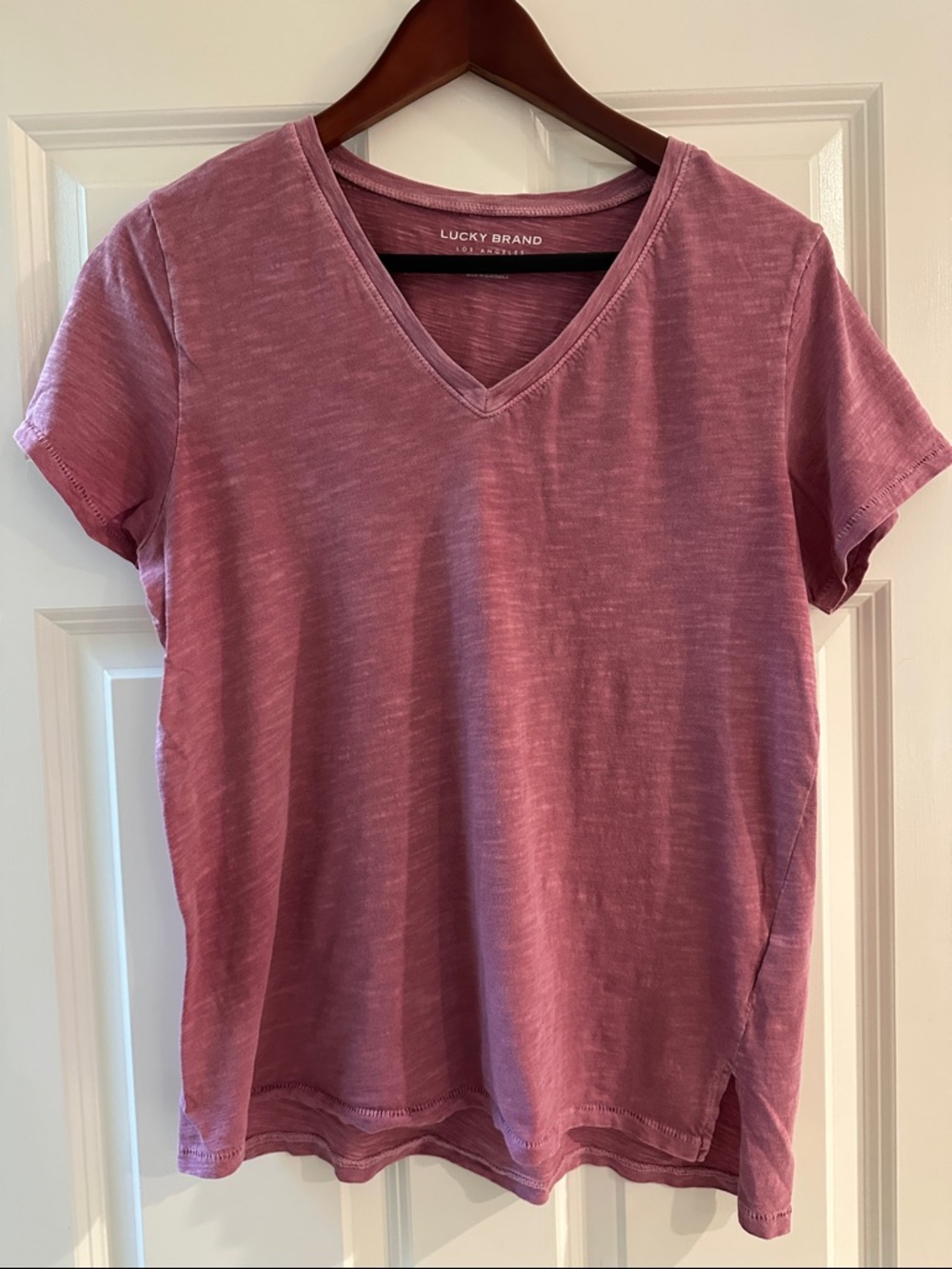 Lucky Brand Short Sleeve V-Neck Tee in Mauve Pink